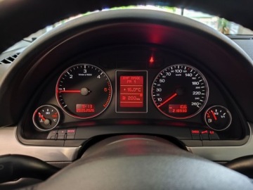 Audi A4 B7 Avant 2.0 TDI PD 140KM 2005 Audi A4 2.0 TDI 140KM, Skóra, Autoklima, Szyberdach, zdjęcie 10