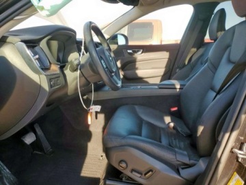 Volvo XC60 II 2021 Volvo XC 60 T5 Momentum 2021 2.0 Benzyna 250KM, zdjęcie 7