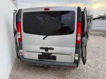 Opel Vivaro A Combi L1 2.0 CDTI 115KM 2014 Opel Vivaro Vivaro 2.0 Cdti- 9-cioosobowy - 105 000km 2.0 Diesel 114KM, zdjęcie 20