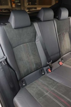 Toyota C-HR I Crossover Facelifting 1.8 Hybrid 122KM 2022 Toyota C-HR 1.8 Hybrid GPF GR Sport 1.8 Hybryda 122KM, zdjęcie 12