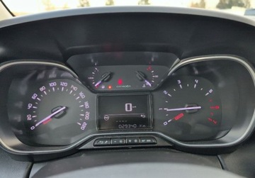 Citroen C3 Aircross  I Crossover Facelifting 1.2 PureTech 110KM 2023 Citroen C3 Aircross 1.2 PureTech Shine SS SalonPL FVat Od Reki Bogata Wers, zdjęcie 19