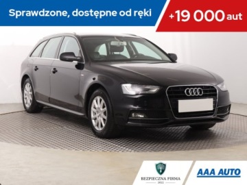 Audi A4 B8 Avant Facelifting 1.8 TFSI 120KM 2015 Audi A4 1.8 TFSI, Skóra, Navi, Xenon, Bi-Xenon