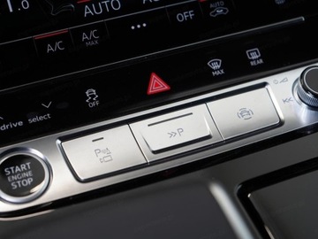 Audi Q8 2025 AUDI Q8 / E-Tron SQ8 TFSI quattro Suv 4.0 (503KM) 2025, zdjęcie 9