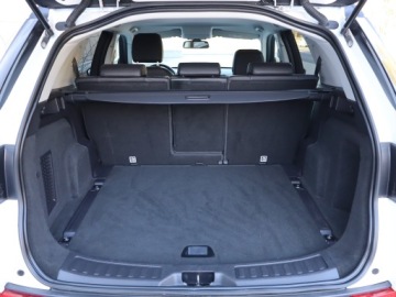 Land Rover Discovery Sport SUV 2.0 Si4 240KM 2018 Land Rover Discovery Sport Si4, Salon Polska, zdjęcie 13