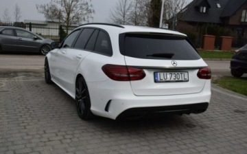 Mercedes Klasa C W205 2019 Mercedes-Benz Klasa C 2.0B AMG 265KM Navi Kamera Aktywne wydechy 123 TYS KM, zdjęcie 7