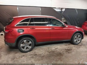Mercedes GLC C253 2019 Mercedes-Benz GLC 300 4Matic 2019 2.0L 2.0 Benzyna 241KM, zdjęcie 6