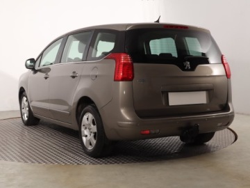 Peugeot 5008 I Minivan Facelifting 1.6 BlueHDi 120KM 2015 Peugeot 5008 1.6 BlueHDi, 7 miejsc, Klima, zdjęcie 3