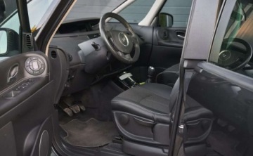 Renault Espace IV Van 2.0 dCi 150KM 2011 Renault Grand Espace Renault Grand Espace 2.0 dCi FAP Edition 25th 2.0, zdjęcie 11