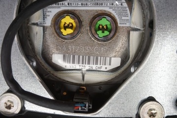 MERCEDES CLS W219 ПРИБОРНАЯ ПАНЕЛЬ КОКПИТ РЕМНИ БЕЗОПАСНОСТИ