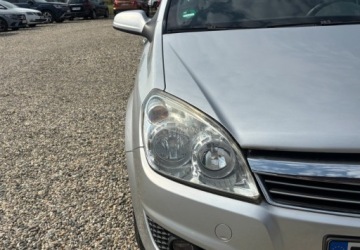 Opel Astra H Kombi 1.7 CDTI ECOTEC 100KM 2008 Opel Astra Po wymianie rozrzadu 1.7 Diesel 100KM, zdjęcie 9