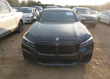 BMW Seria 7 G11-G12 Sedan Facelifting 4.4 750i 530KM 2020 BMW Seria 7 2020r., 750i Xdrive, 4.4L, od ubezpieczalni 4.4 Benzyna 530KM, zdjęcie 4