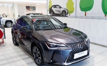 Lexus UX 2024 Lexus UX 300h Omotenashi AWD 2.0 Hybryda 152KM, zdjęcie 2