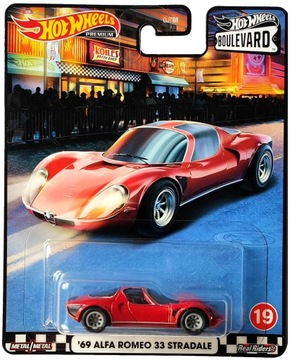 HOT WHEELS 69 ALFA ROMEO 33 STRADALE BOULEVARD #19 1:64 USZK. OP.