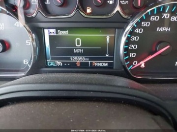 Chevrolet Tahoe GMT900 2015 Chevrolet Tahoe 2015 Chevrolet Tahoe 2WD 4dr LT 5.3 Benzyna 355KM, zdjęcie 13