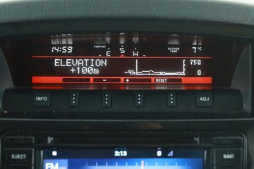 Mitsubishi Pajero IV SUV 5d 3.2 DOHC 200KM 2015 Mitsubishi Pajero 3.2 DI-D, Salon Polska, 197 KM, zdjęcie 14