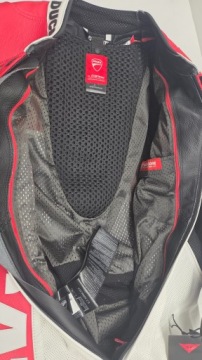 Dainese Ducati Tuta Corse C5 МУЖСКОЙ КОЖАНЫЙ МОТОЦИКЛЕТНЫЙ КОМБИНЕЗОН (56)