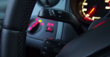 Seat Ibiza IV SportTourer Facelifting 1.2 70KM 2013 Seat Ibiza 2013 Benzyna NAVIgacja KLIMAtyzacja Kombi 1.2 Benzyna 70KM, zdjęcie 8