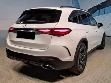 Mercedes GLC C254/X254 Coupe 2.0 220d 197KM 2025 MERCEDES-BENZ GLC 220 d 4-Matic AMG Line 2.0(197KM) 2025, zdjęcie 3