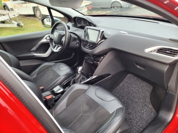 Peugeot 2008 I SUV Facelifting 1.6 BlueHDi 99KM 2018 PEUGEOT 2008 LIFT - NISKI PRZEBIEG !!! FULL WYPAS !!! NOWY ROZRZĄD !!!, zdjęcie 19