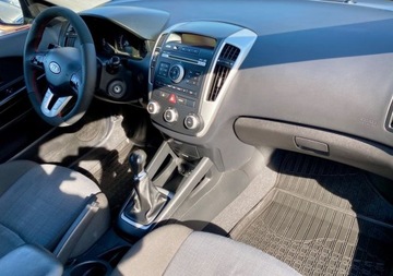 Kia Ceed I SW Facelifting 1.4 DOHC CVVT 90KM 2012 Kia Ceed Zarejstrowany 1.4 Benzyna 90KM, zdjęcie 5