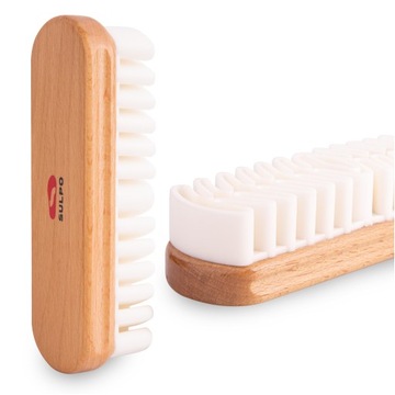 Большая щетка для обуви из креп-нубука и замши.