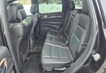 Jeep Grand Cherokee IV Terenowy Facelifting 3.6 V6 286KM 2015 Jeep Grand Cherokee Jeep Grand Cherokee 3.6 V6 Overland EU6 3.6 Benzyna, zdjęcie 31