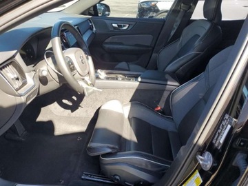 Volvo S60 III 2024 Volvo S60 Plus 2024 2.0l 2.0 Benzyna 247KM, zdjęcie 7