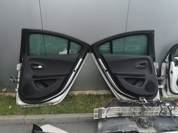 SVĚTLO W KRYT LEVÝ PRAVÁ ZADNÍ OPEL AMPERA