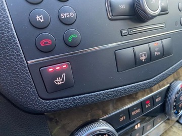 Mercedes Klasa C W204 Limuzyna 3.0 300 231KM 2008 Mercedes-Benz Klasa C Mercedes-Benz C 280 V6 4-Matic Super Stan Szwajcar, zdjęcie 17