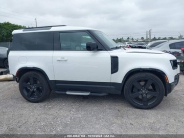 Land Rover Defender IV (L663) 2024 Land Rover Defender p400 x-dynamic se, 2024r., 4x4, 3.0L 3.0 Benzyna 395KM, zdjęcie 6