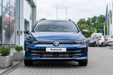 Volkswagen Golf VIII Variant 1.5 eTSI 150KM 2024 Volkswagen Golf Variant Style 1.5 eTSI 150 KM DSG, zdjęcie 3