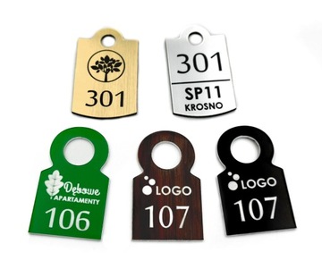 BRELOKI do kluczy hotelowych NUMERKI 6x3 cm 100szt
