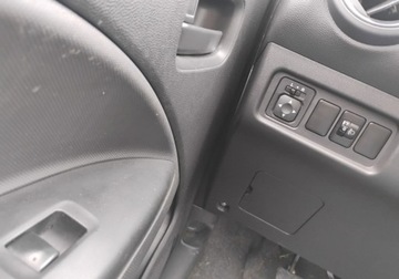 Mitsubishi Space Star 2017 Mitsubishi Space Star 2017r, 1.0 Benzyna . Lekko uszkodzony tyl. Jezdzi., zdjęcie 9