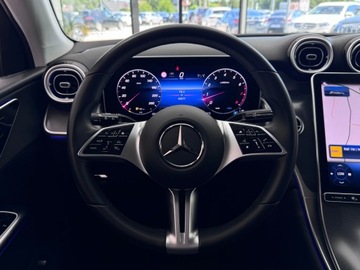 Mercedes GLC C254/X254 Coupe 2.0 200 204KM 2024 Mercedes-Benz GLC 200 GLC 200 4-Matic, 1 właścicie, zdjęcie 13