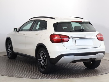 Mercedes GLA I Off-roader 2.0 220 184KM 2017 Mercedes GLA GLA 220 4MATIC, Salon Polska, zdjęcie 3