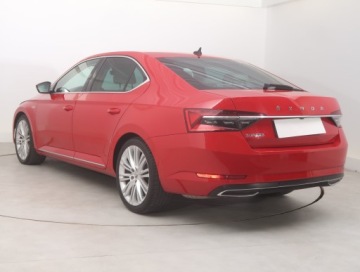 Skoda Superb III Liftback Facelifting 2.0 TSI 190KM 2020 Skoda Superb 2.0 TSI, Salon Polska, Serwis ASO, zdjęcie 3