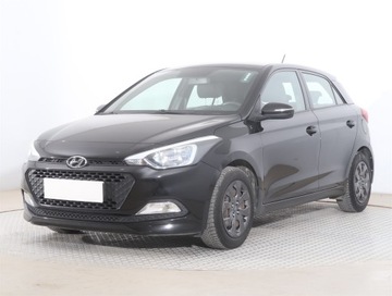 Hyundai i20 II Coupe 1.2 MPI 84KM 2017 Hyundai i20 1.2, Salon Polska, Serwis ASO, zdjęcie 1