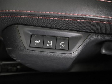 Peugeot 308 II Hatchback Facelifting 1.2 PureTech 130KM 2021 Peugeot 308 LED navi skóra/alcantara virtual, zdjęcie 37