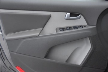 Kia Sportage III SUV Facelifting 2.0 GDI 166KM 2014 Kia Sportage KIA SPORTAGE 2.0 166KM 4x4 LED NAVI KAMERA Gwarancja 12m-cy A, zdjęcie 17