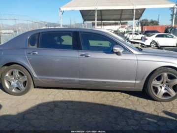 Bentley Continental I 2006 Bentley Flying Spur 2006. 6.0 Benzyna 552KM, zdjęcie 5