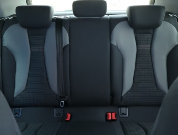 Audi A3 8V Hatchback 3d 1.6 TDI clean diesel 110KM 2015 Audi A3 1.6 TDI, Automat, Navi, Xenon, Bi-Xenon, zdjęcie 9