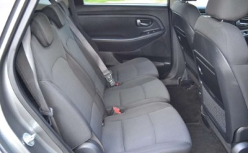 Kia Carens IV Minivan 1.7 VGT CRDi 141KM 2015 Kia Carens Kia Carens 1.7 CRDi Business Line 7os 7DCT 1.7 Diesel 141KM, zdjęcie 21