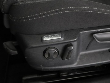 Volkswagen Passat B8 Variant Facelifting 1.5 TSI EVO 150KM 2020 Volkswagen Passat Business automat climatronic, zdjęcie 36