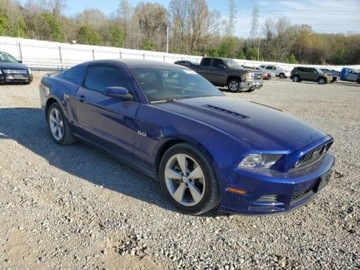 Ford Mustang VI Convertible 5.0 Ti-VCT 421KM 2014 Ford Mustang 2dr Cpe gt 5.0 Benzyna 420KM, zdjęcie 5