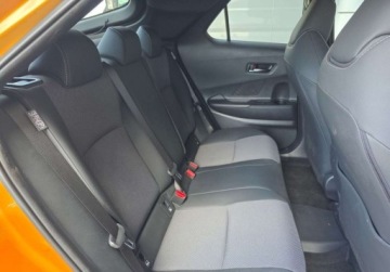 Toyota C-HR II SUV Plug-In 2.0 Hybrid Dynamic Force Plug-in  223KM 2025 Toyota C-HR Toyota C-HR 2.0 Hybrid Executive FV23 Salon PL ASO 1 wl., zdjęcie 20