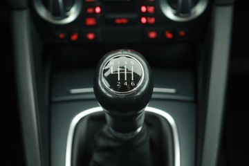 Audi A3 8P Hatchback 3d 1.2 TFSI 105KM 2012 Audi A3 1.2 TFSI, Klima, Klimatronic, Tempomat, zdjęcie 11