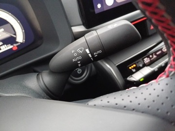 Toyota C-HR II SUV Plug-In 2.0 Hybrid Dynamic Force Plug-in  223KM 2025 Toyota C-HR 2.0 PHEV GR Sport 2.0 PHEV GR Sport |, zdjęcie 19