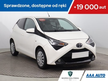Toyota Aygo II Hatchback 3d Facelifting 1.0 VVT-i 72KM 2020 Toyota Aygo 1.0 VVT-i, Salon Polska, Serwis ASO