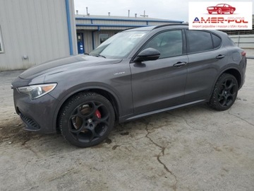 Alfa Romeo Stelvio SUV Facelifting 2.0 Turbo 280KM 2022 Alfa Romeo Stelvio 2022, 2.0L, 4x4, TI, od ubezpieczalni 2.0 Benzyna 280KM