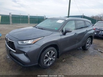 Toyota Highlander III 2020 Toyota Highlander 2020r., XLE, od ubezpieczalni 3.5 Benzyna 295KM, zdjęcie 2